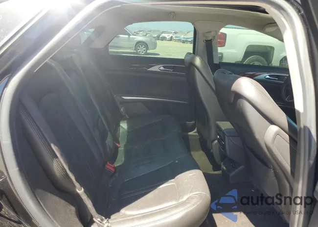 3LN6L2LU6DR827157: 67779235