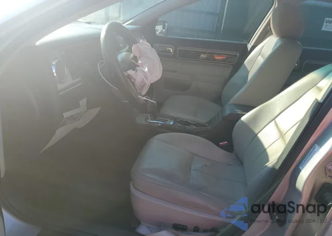 3LNHM26T37R624921: 70715875