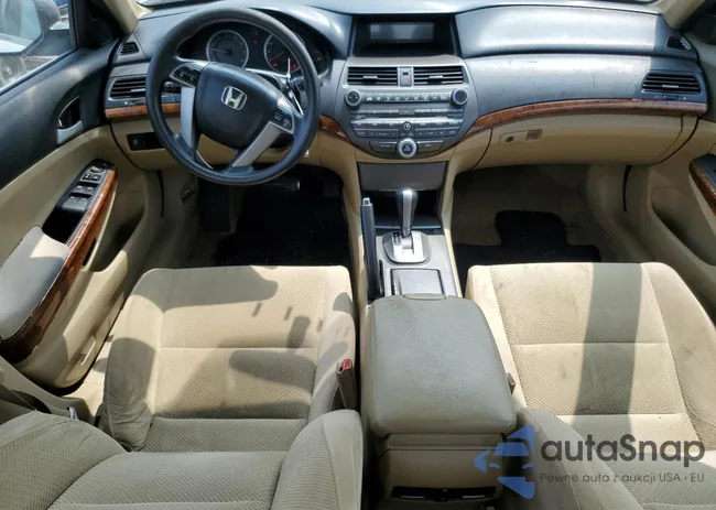 1HGCP2F76BA094456: 68120765