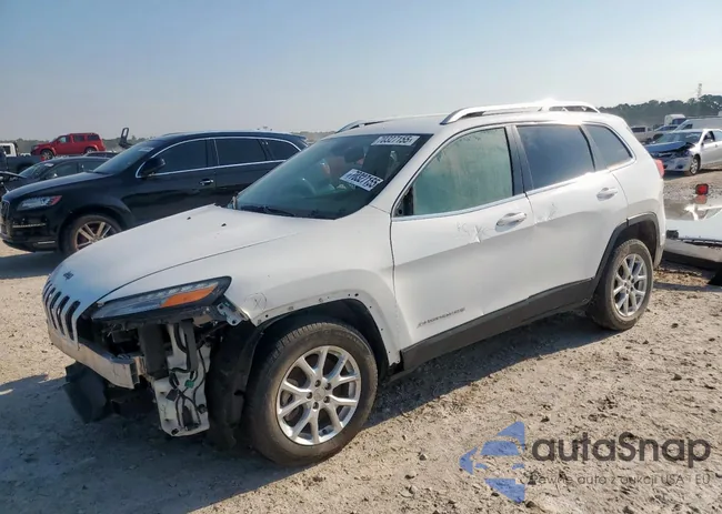 1C4PJLCB9FW737228: 70327155