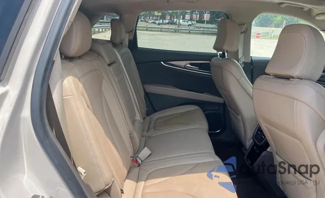 2LMPJ6K91PBL11844: 70174445