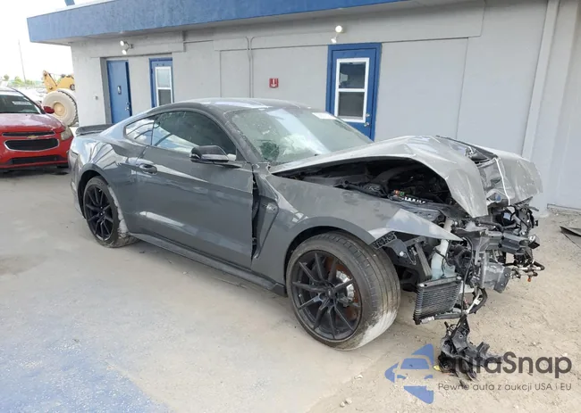 1FA6P8JZ6J5503950: 68997915