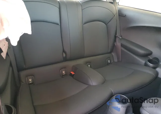 WMWXP5C52K2H29896: 85203395