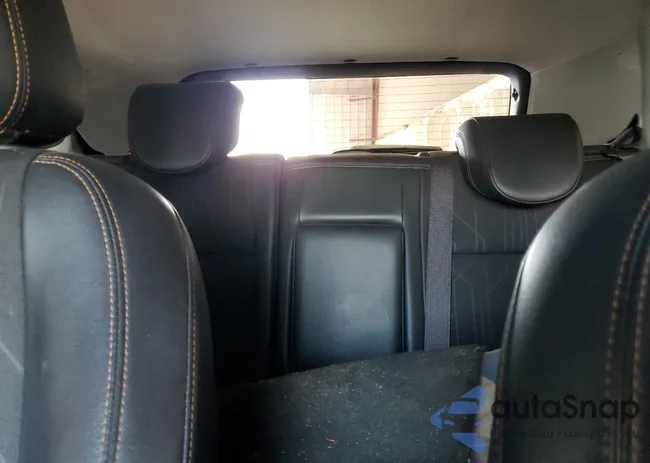 KL7CJLSB3JB727825: 67843465