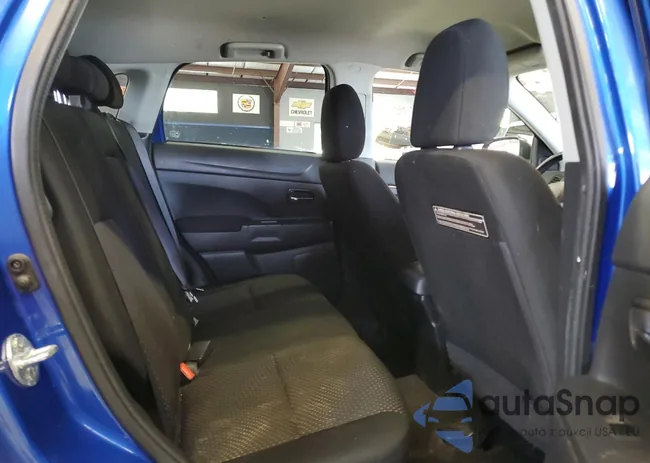 JA4AR3AU4GZ050364: 70673055