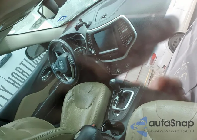 1C4PJLCB3FW721901: 65674035