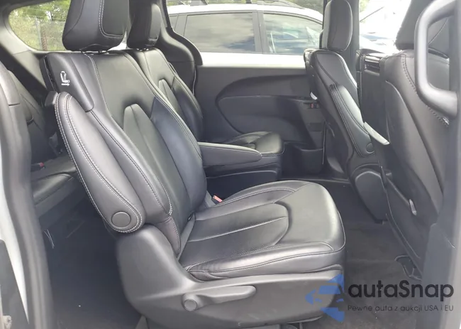 2C4RC1L77PR609289: 70664955