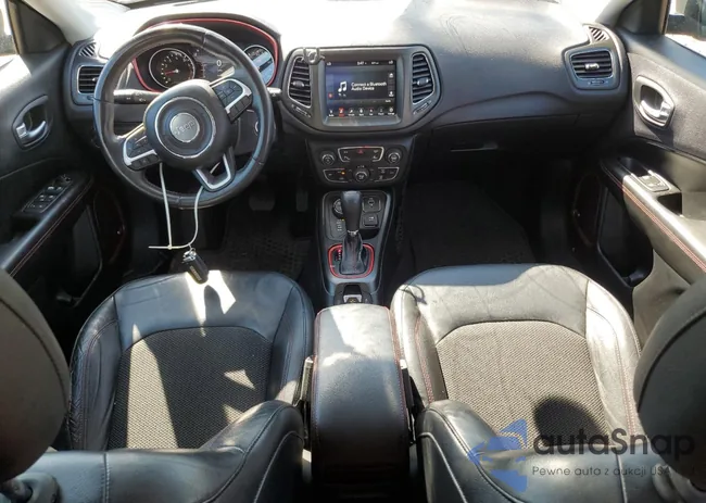 3C4NJDDB8JT129064: 68223505