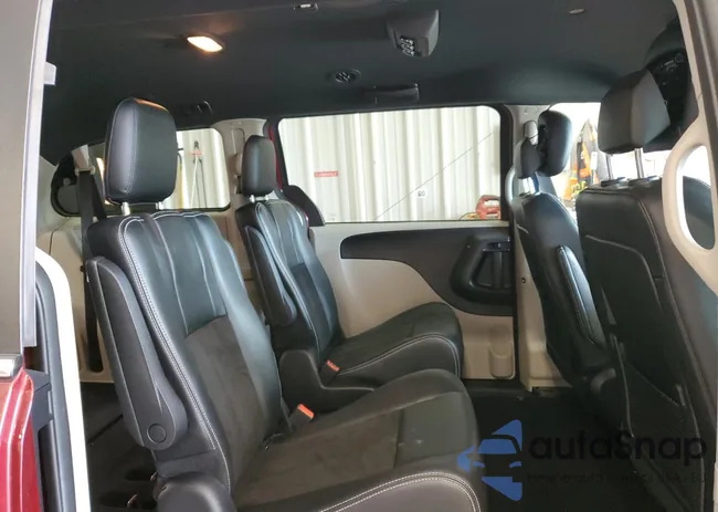 2C4RDGCG0KR699085: 68458615