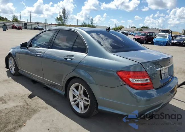 WDDGF4HB0CR218357: 69183135