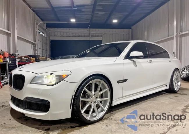 WBAKB8C58ACY64395: 68226865