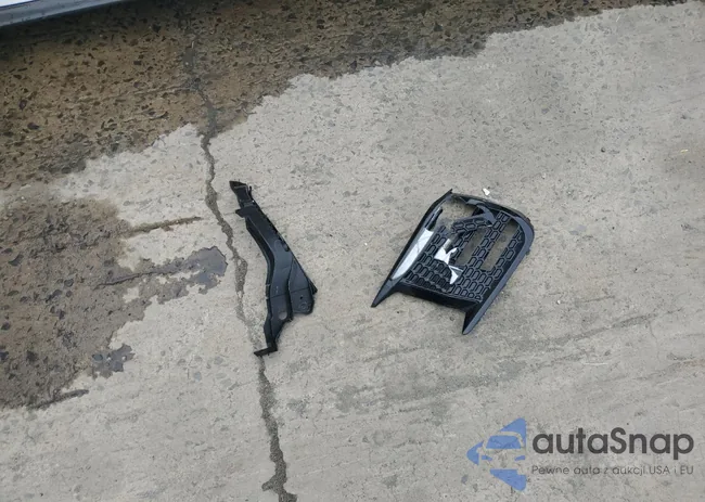 JF1VA2T62M9821459: 67047975