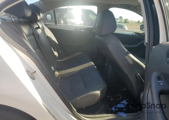 3VWDP7AJ2DM208667: 70579485