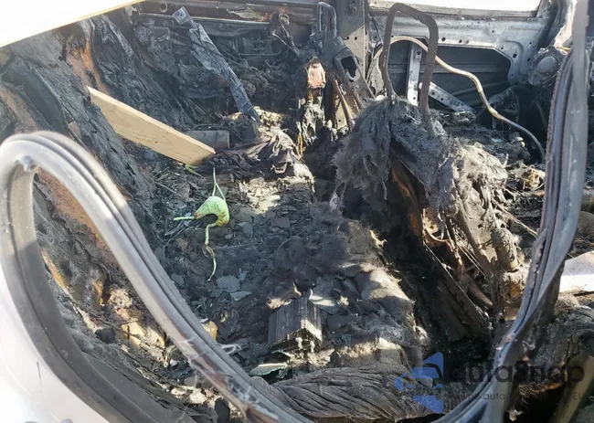 2C3CDXBG4DH523323: 96769335