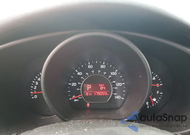 KNDJN2A22H7886018: 68138895