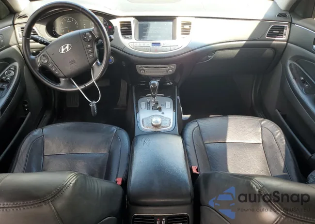 KMHGC4DD8DU236058: 68745655