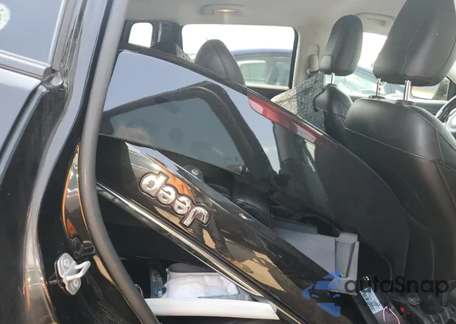 3C4NJDCB0MT513944: 67407425