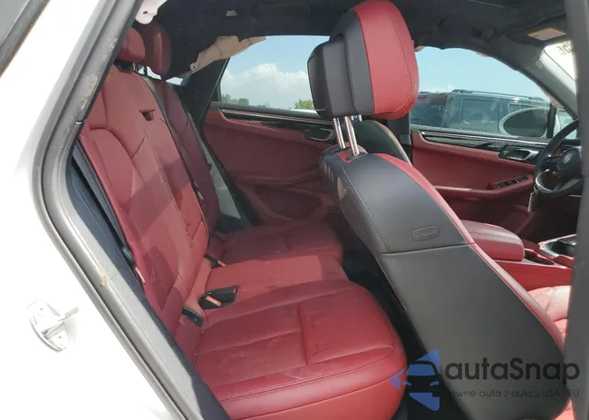 WP1AA2A51PLB07055: 68271825