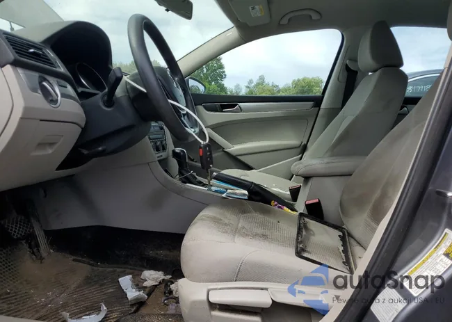 1VWAT7A37GC006476: 69729365