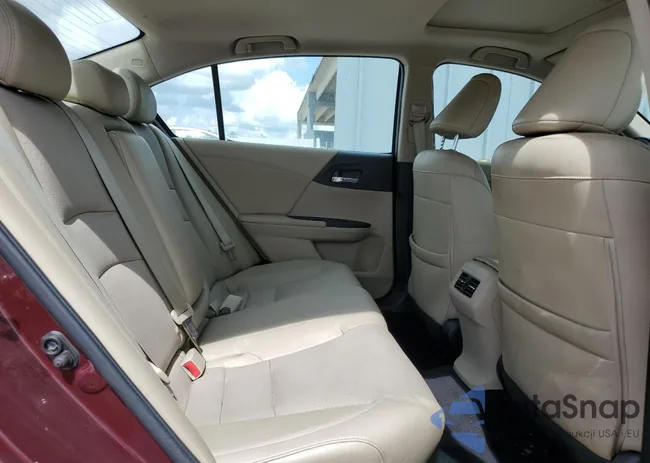 1HGCR2F8XFA114331: 67910255