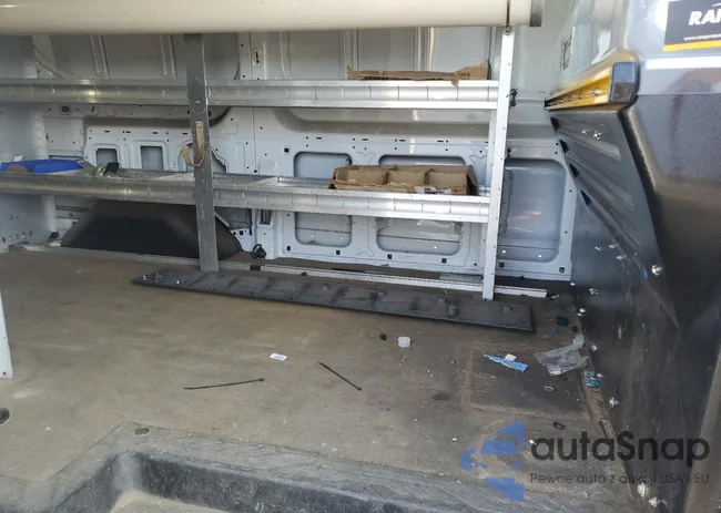 1FTYE1YM3JKA91403: 72104025