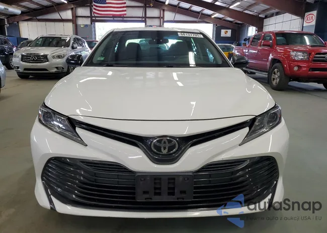 4T1B11HK1JU601795: 68137705