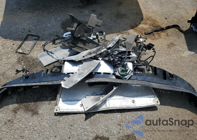 5LMJJ2TT8KEL04372: 69137875