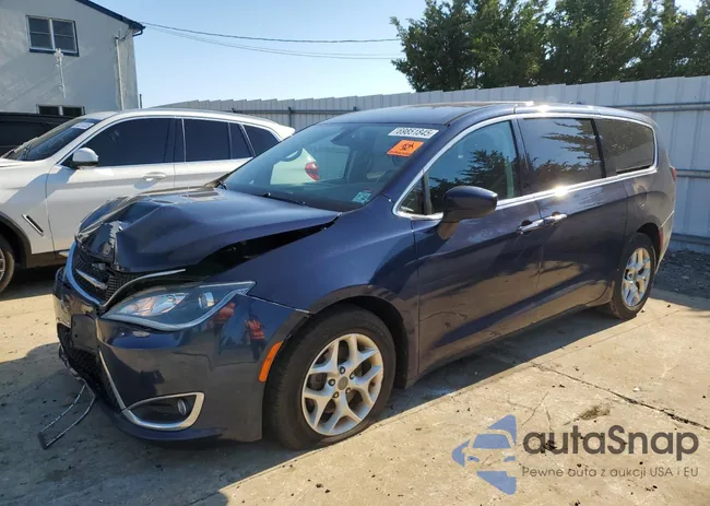 2C4RC1BG8HR811397: 69851845