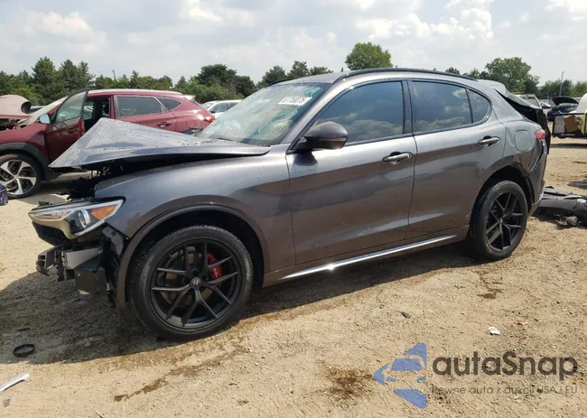 ZASPAKBN7L7C88764: 67758075