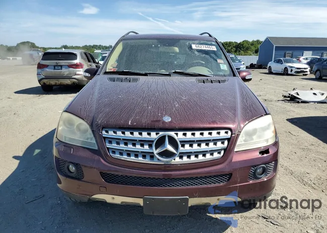 4JGBB86E78A365152: 68274465