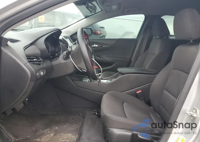 1G1ZB5ST9JF196226: 69584015