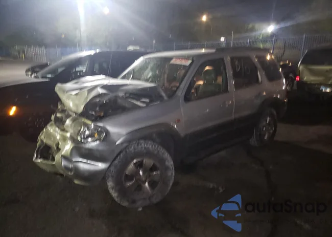 4F2YU09132KM66578: 68048205