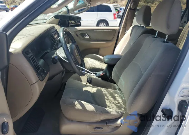 4F2YU08102KM55782: 68877925