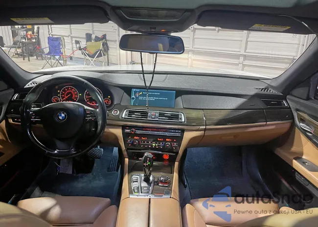 WBAKB8C58ACY64395: 68226865