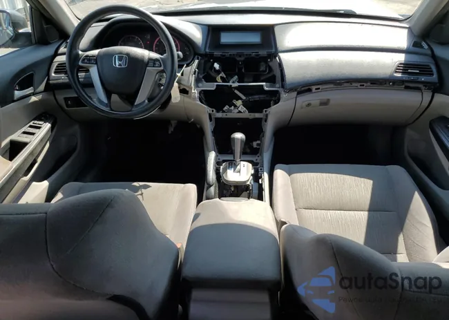 1HGCP2F32BA065422: 68850175