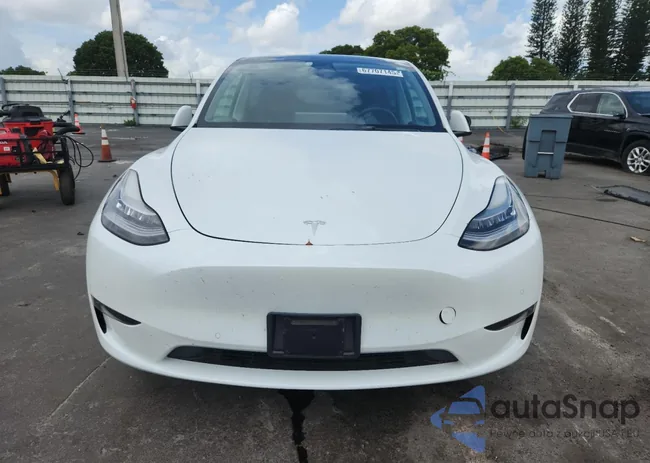 5YJYGDED2MF130273: 67707145