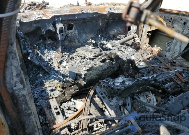 1G4HP52K05U152916: 69011185