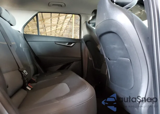 KNDCP3LE4P5082796: 89652735