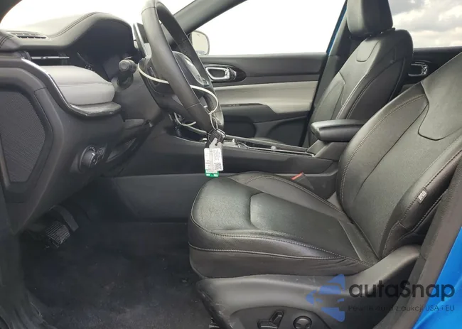 3C4NJDCN3PT566099: 70909195