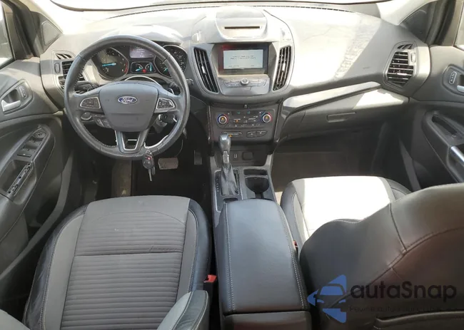 1FMCU9GD6JUD48647: 70868345