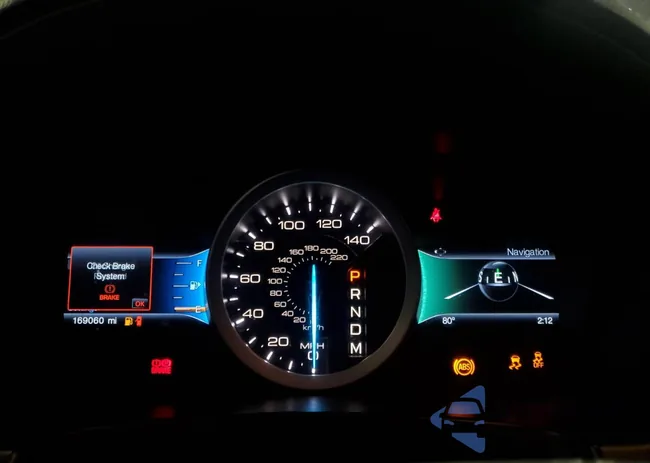 1FM5K7D89EGA88999: 67825025