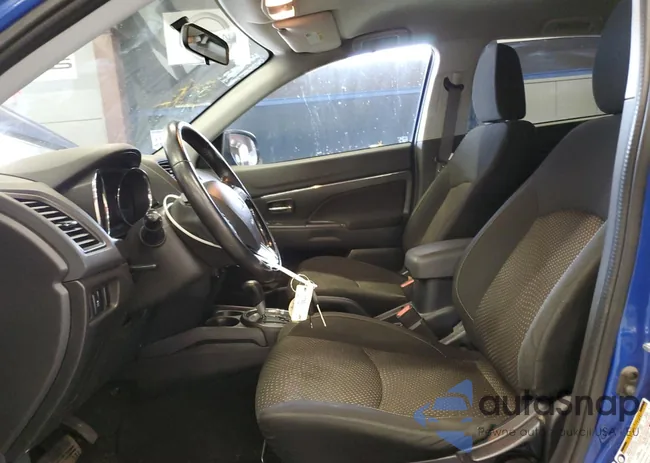 JA4AR3AU4GZ050364: 70673055