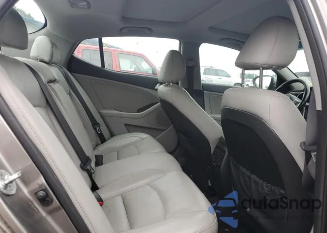 5XXGN4A76FG382075: 67239545