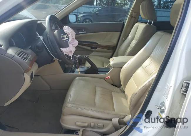 1HGCP3F87AA027331: 69600995