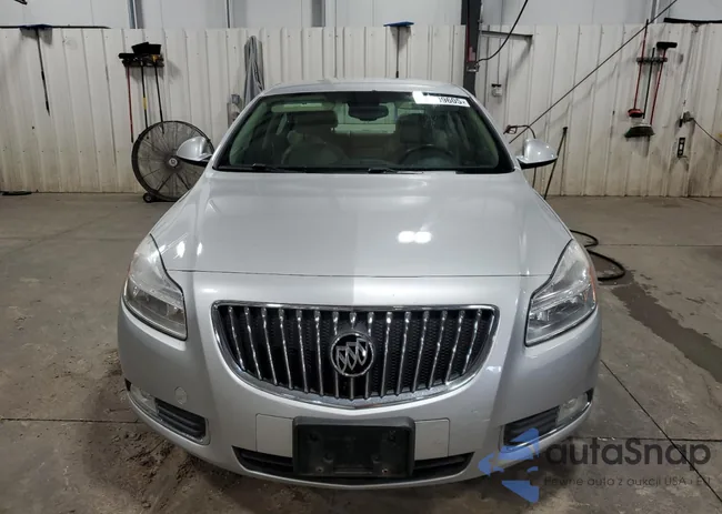 W04GN5EC8B1026532: 70309605