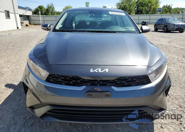 3KPF24AD7RE762324: 69187885