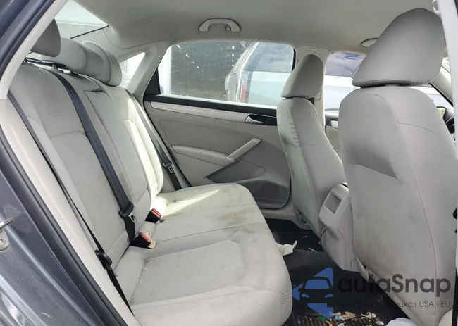 1VWAT7A37GC006476: 69729365