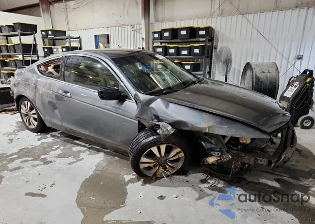 1HGCS1B32BA016641: 86824965