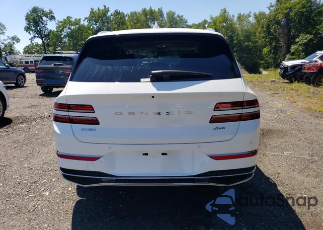 KMUHCESB5SU290718: 70143845