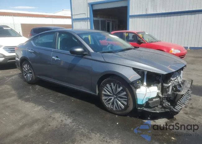 1N4BL4DV5SN389212: 70750965